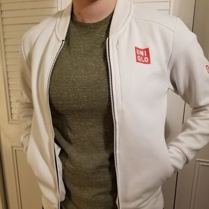 uniqlo white jacket federer